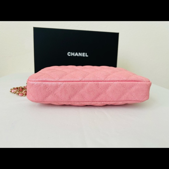 Chanel Pink Iridescent Clutch with Chain - Picture 5 of 14
